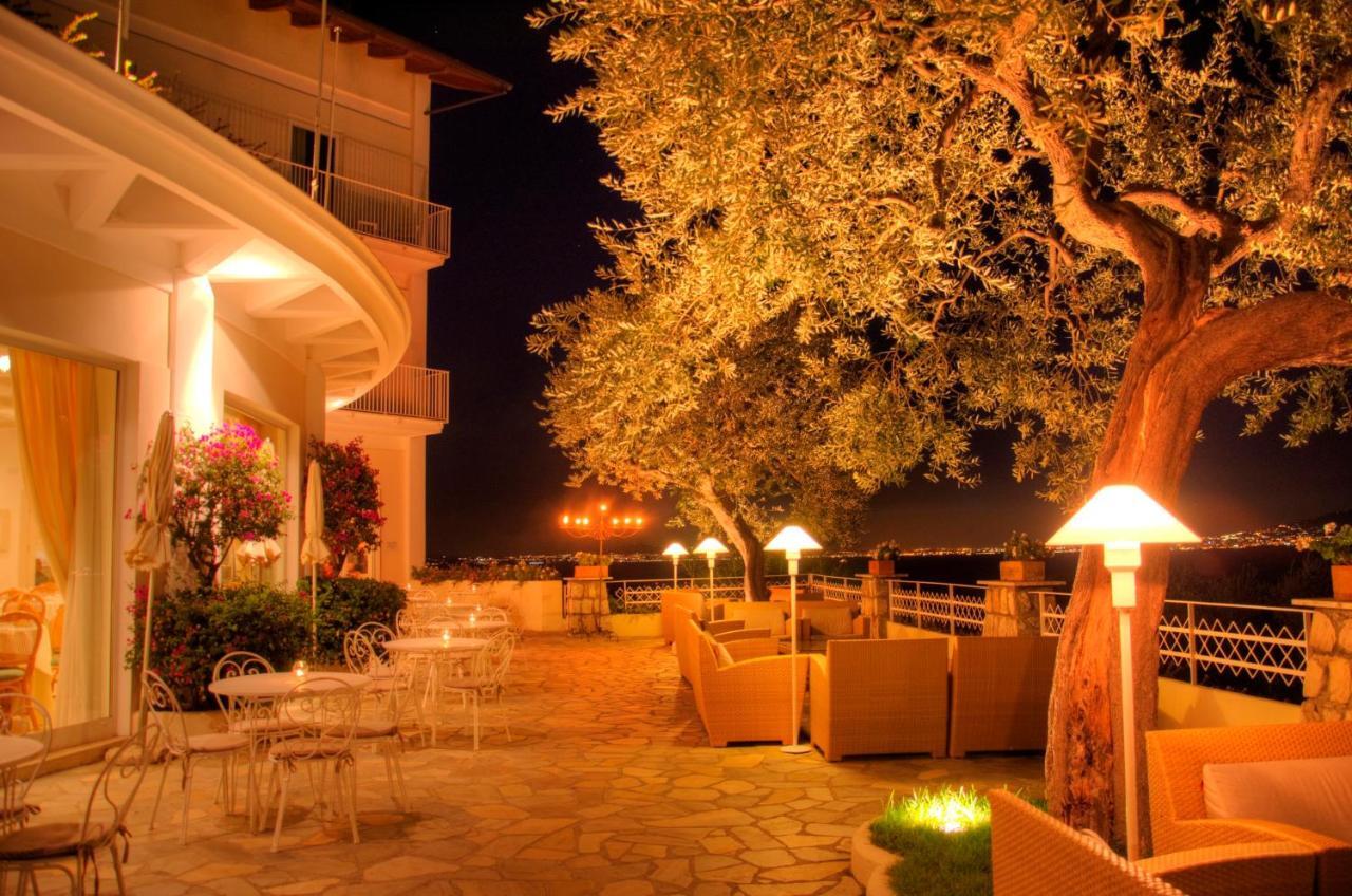 Grand Hotel Aminta Sorrento Esterno foto